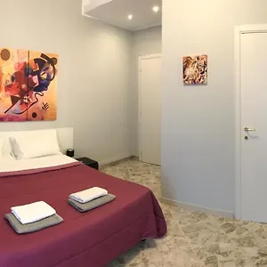 Cavour 124 -guest-room- Panzió
